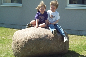 Clifford the Big Red Rock